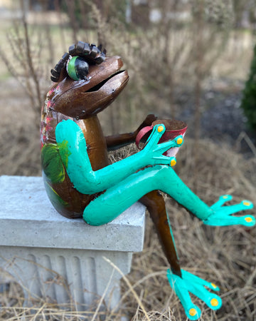 repurposed metal art frog with cup