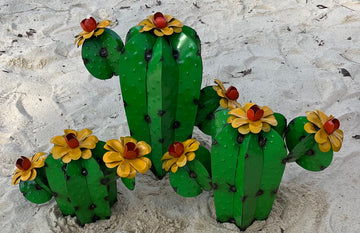 Repurposed Metal Art Triple Cactus Kelly Green