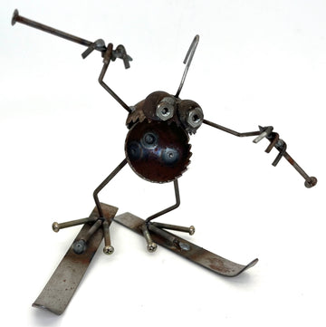 sugarpost small skier
