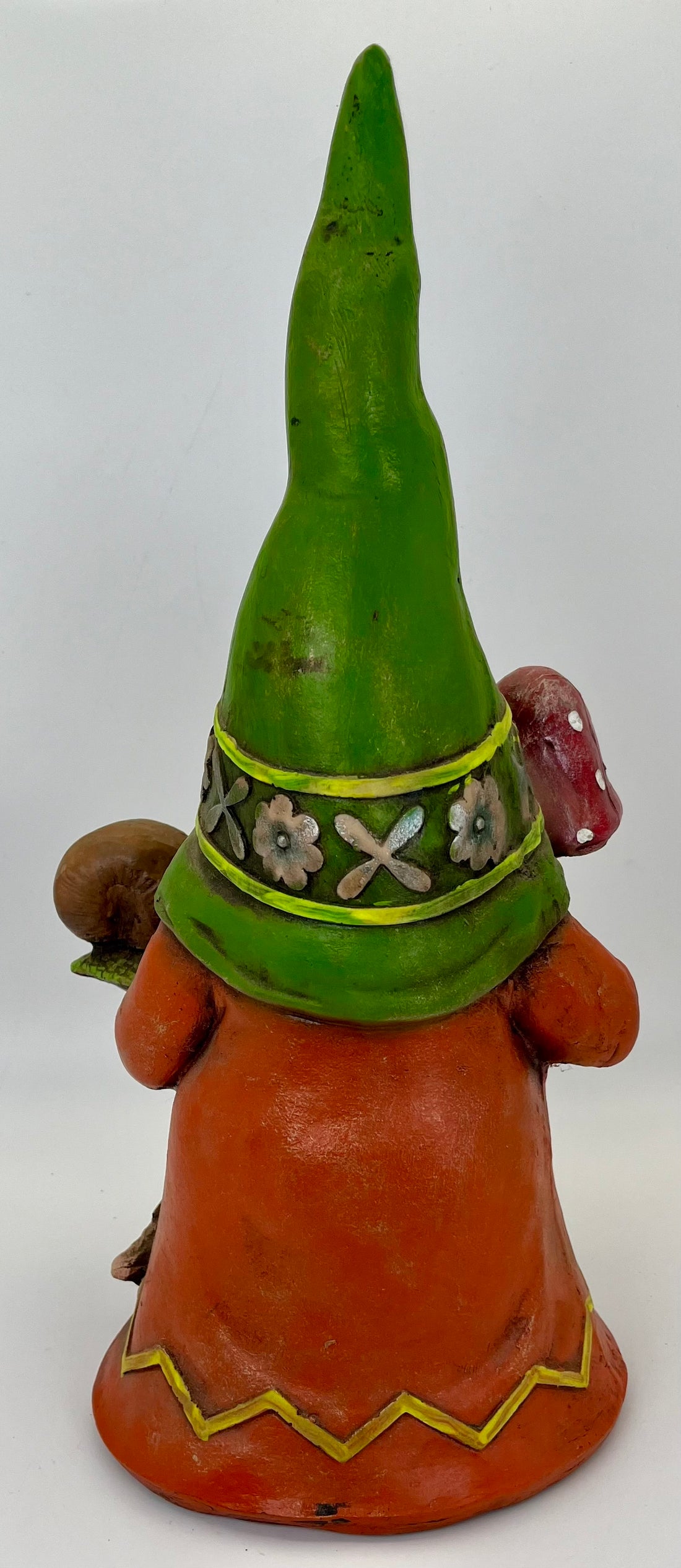 imports gnome green hat/orange coat