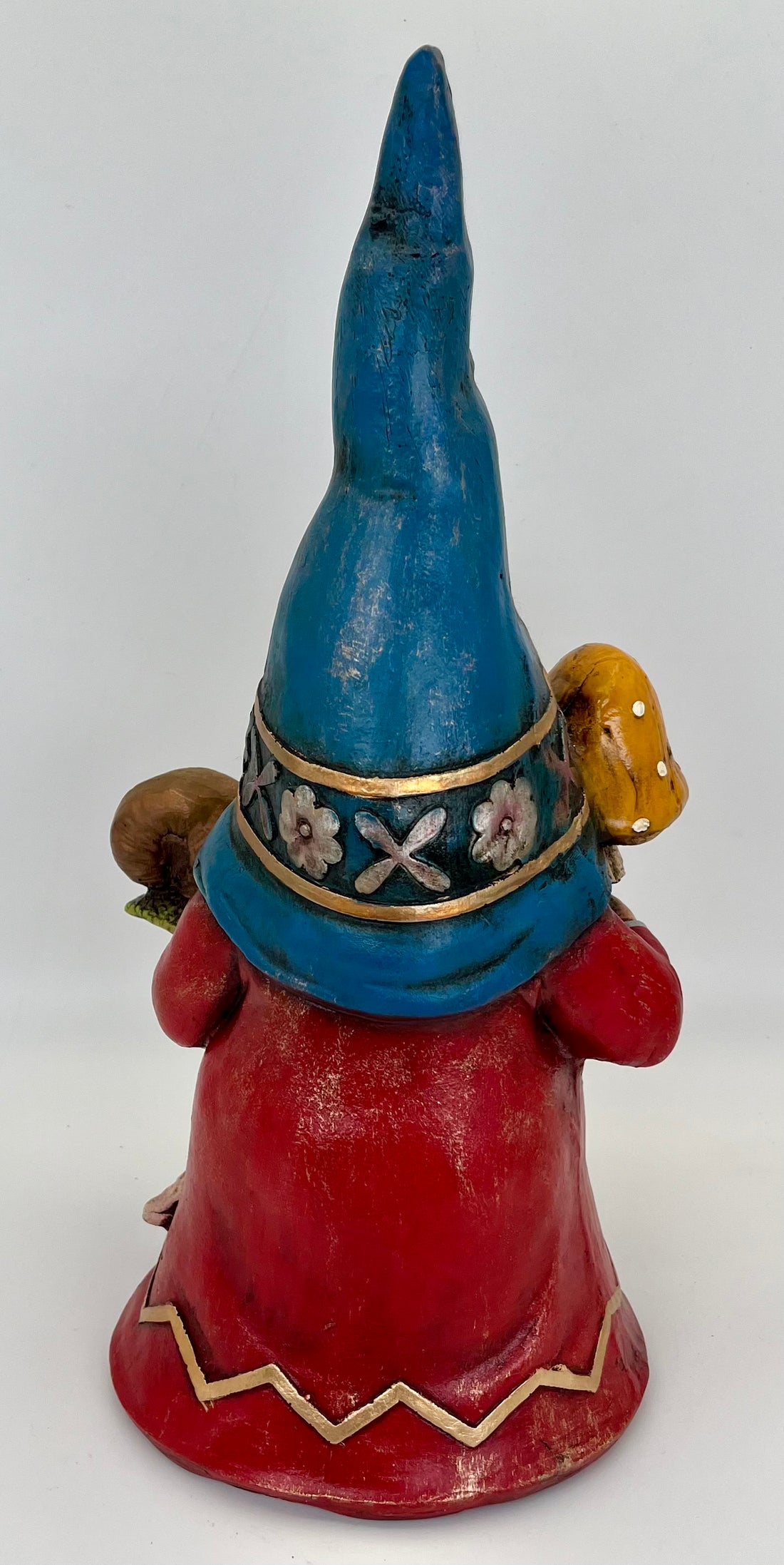 imports gnome blue hat/red coat