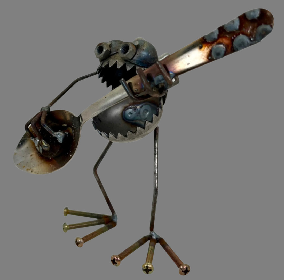sugarpost small guitarist