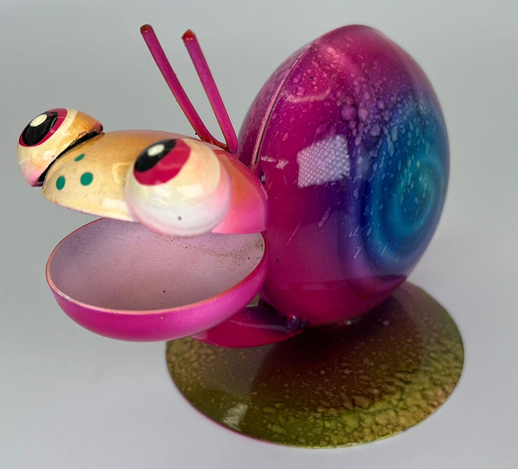 auto paint metal art snail pink large