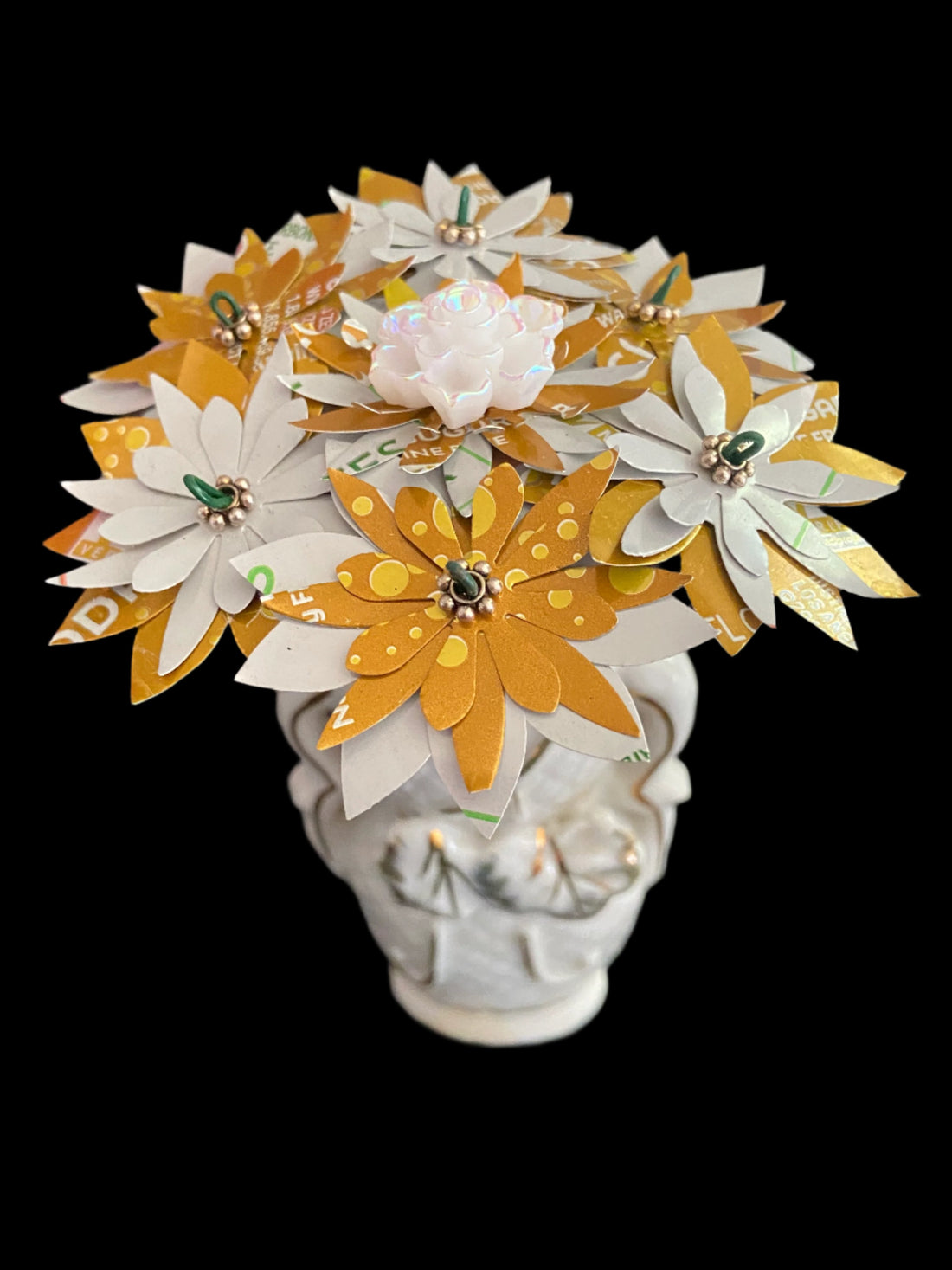 aluminum can art flower bouquet